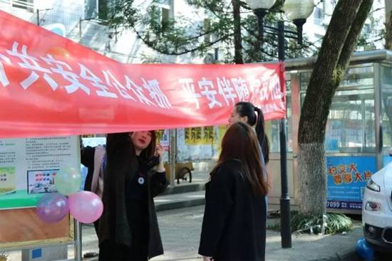 https://mmbiz.qpic.cn/mmbiz_jpg/FIEib783fvQKl04eia5hss0HxibnsZVReqrZmzAicfDxy4Yggq2OFTo6BH0ckApq2h4t6OZ0ibKwQ4lorGicE4gsIOEw/640?wx_fmt=jpeg&wxfrom=5&wx_lazy=1&wx_co=1